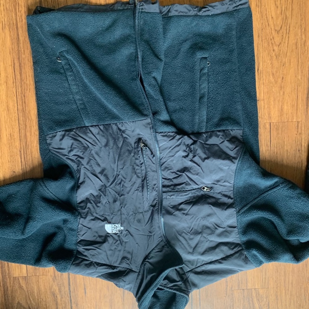 Navy blue north face fleece